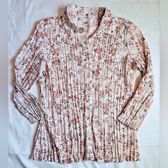 Como Womens Red And Pink Floral Pleated Button Up Collared Blouse Size Medium - Picture 1 of 10